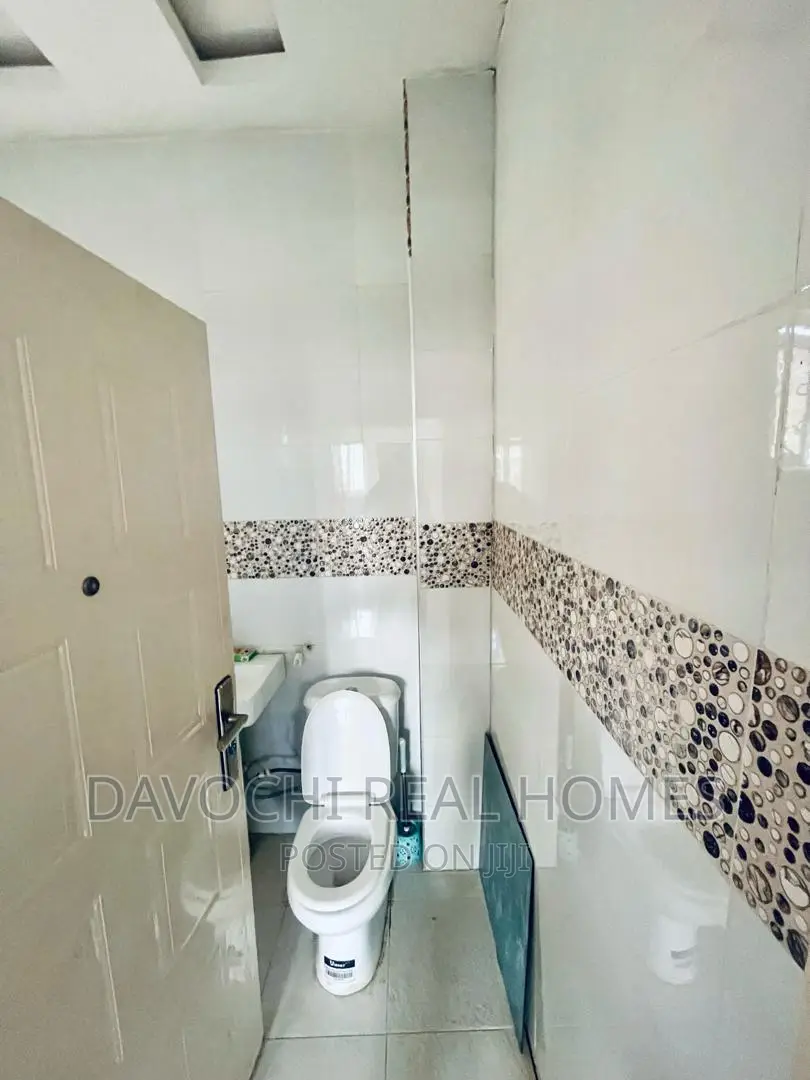 2bdrm Duplex in Ikota Villa, Lekki for rent in Lekki