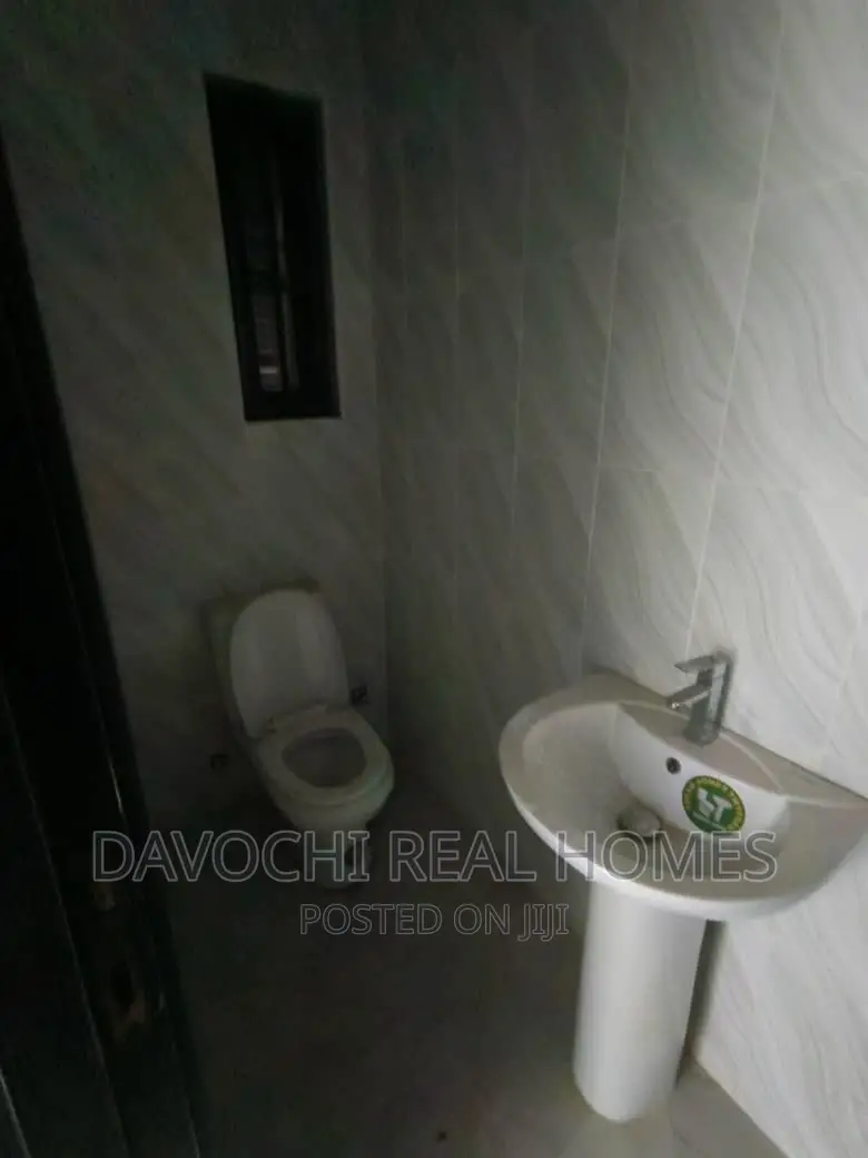 3bdrm Apartment in Chevron Second Toll, Lekki for rent in Lekki