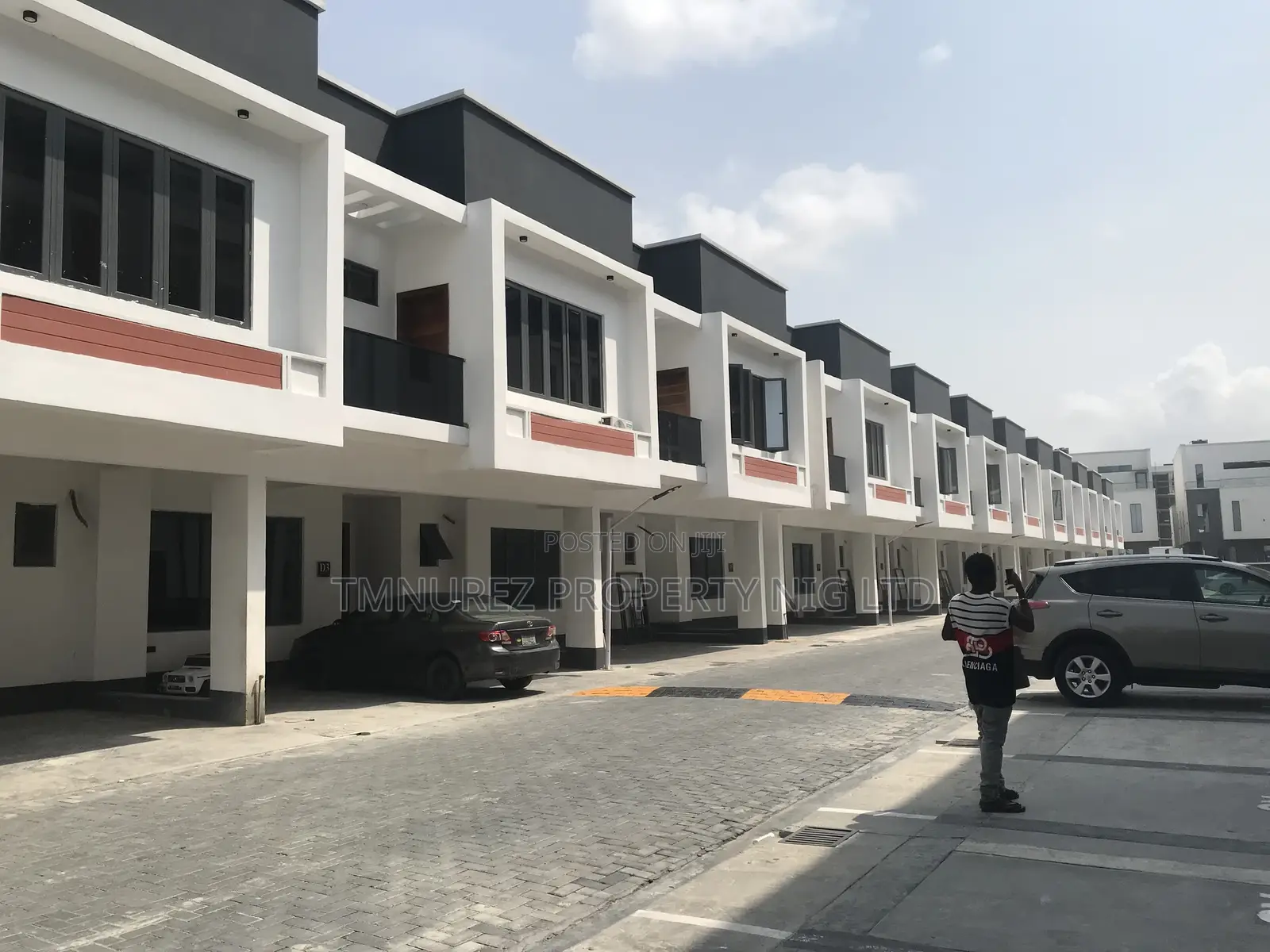 4bdrm Townhouse/Terrace in Osapa london for sale in Osapa london