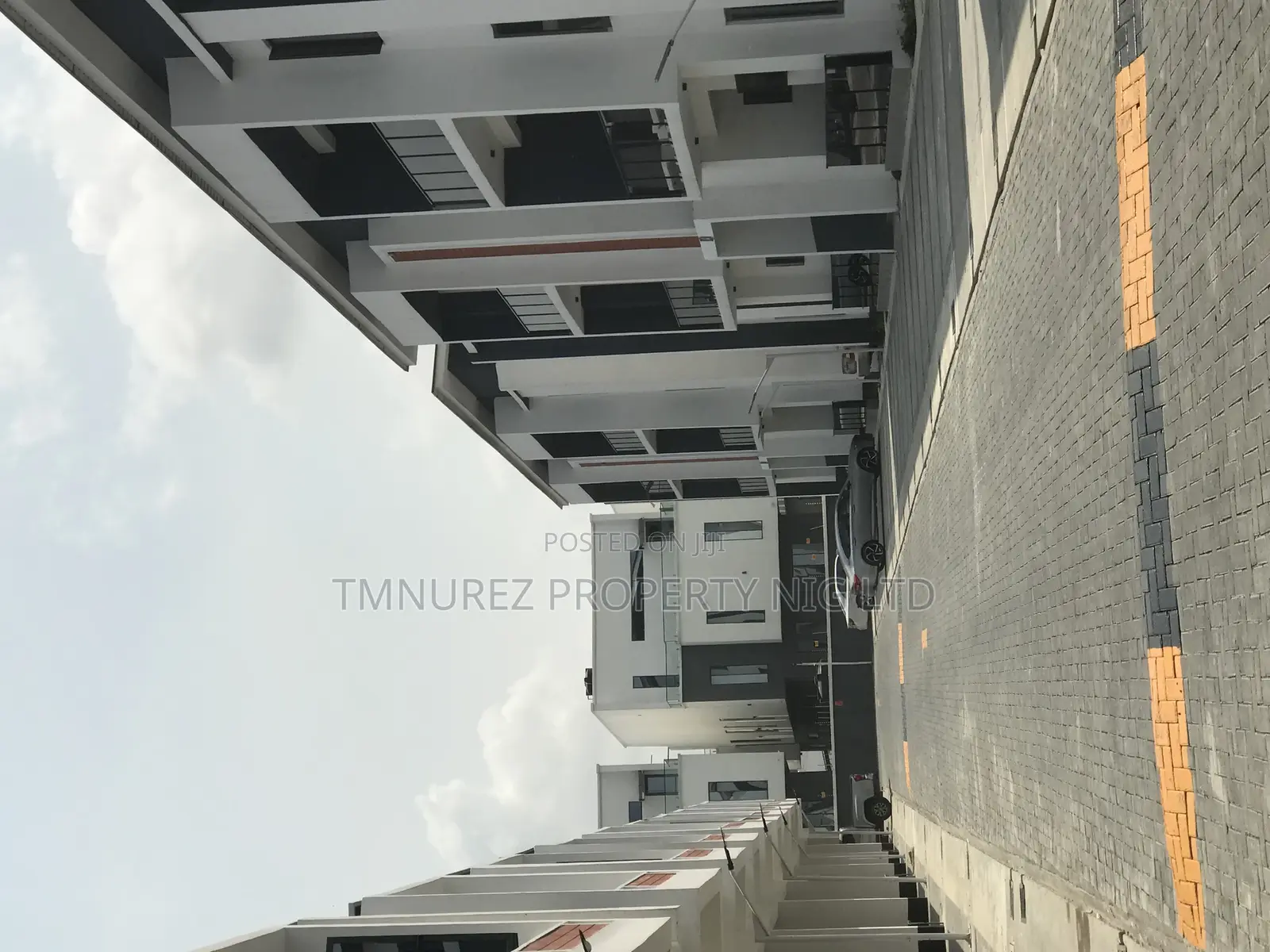 4bdrm Townhouse/Terrace in Osapa london for sale in Osapa london