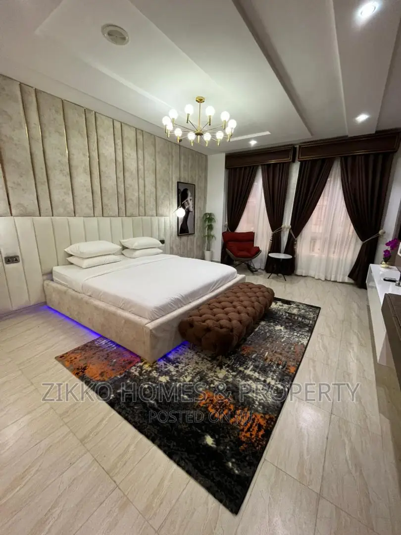 4bedroom Duplux for Short-Let at Lekki in Lekki