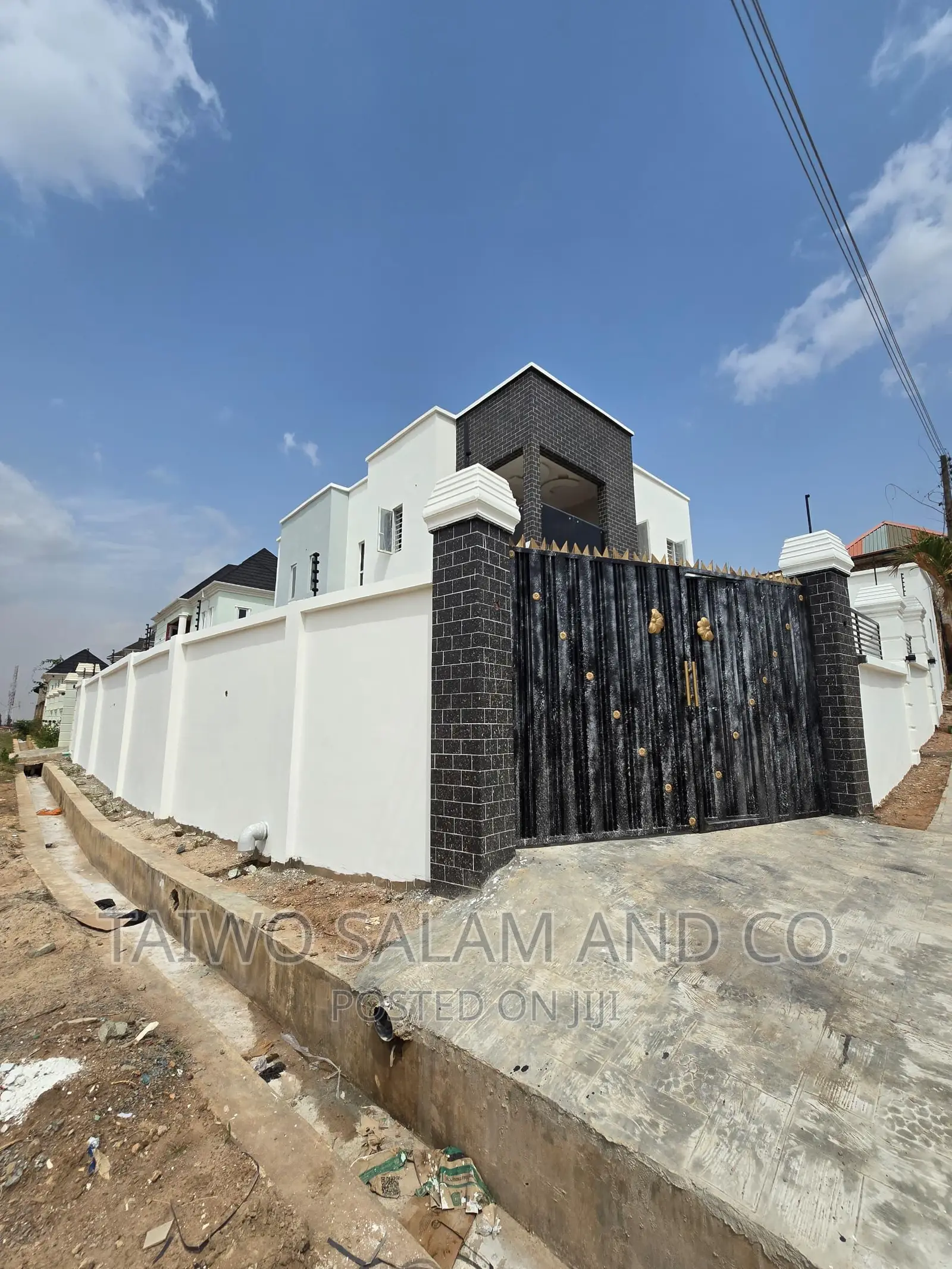 4bdrm Duplex in Rind Road for sale in Rind Road