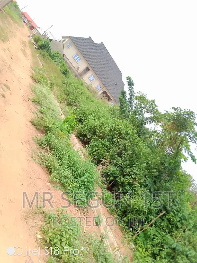 Distress Sales of Plot of Land in Akala Express