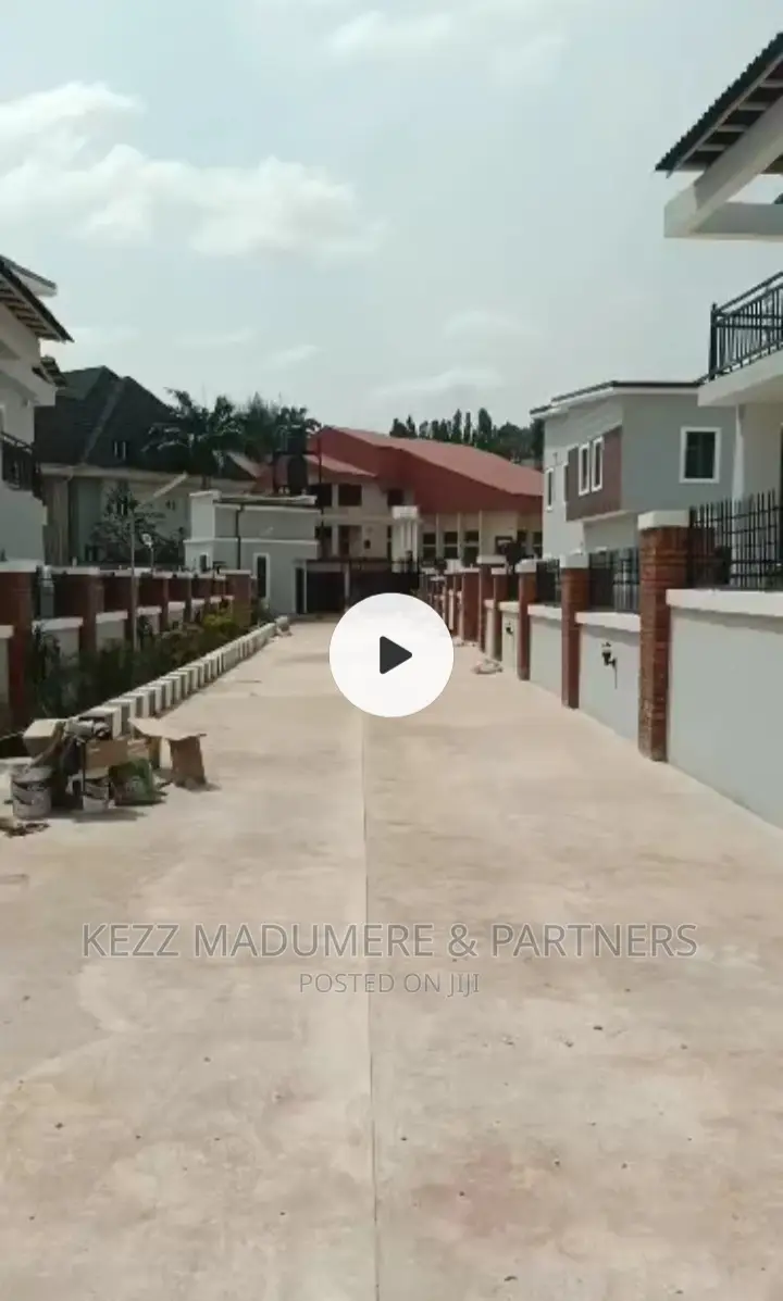 4bdrm Duplex in Independence Layout for sale in Enugu