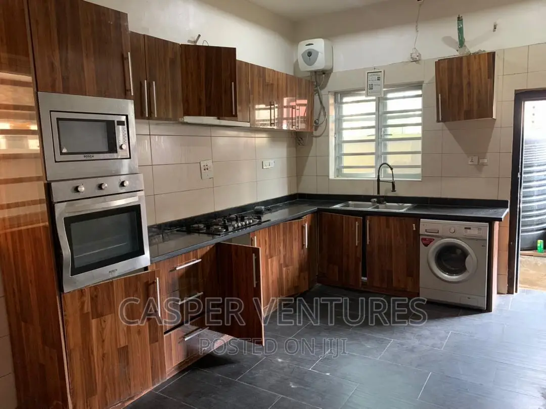 4bdrm Duplex in Osapa for rent in Osapa london