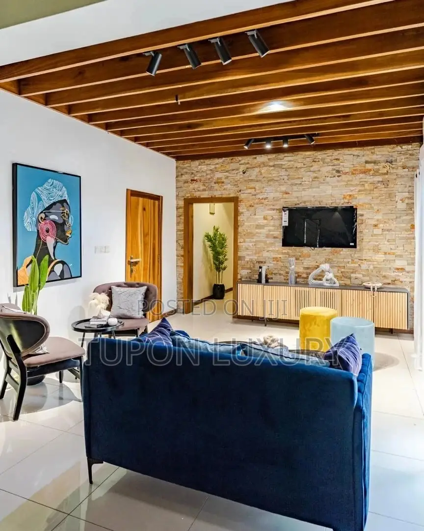 Luxury 3 Bedroom Loft in Lekki Phase 1 in Lekki Phase 1