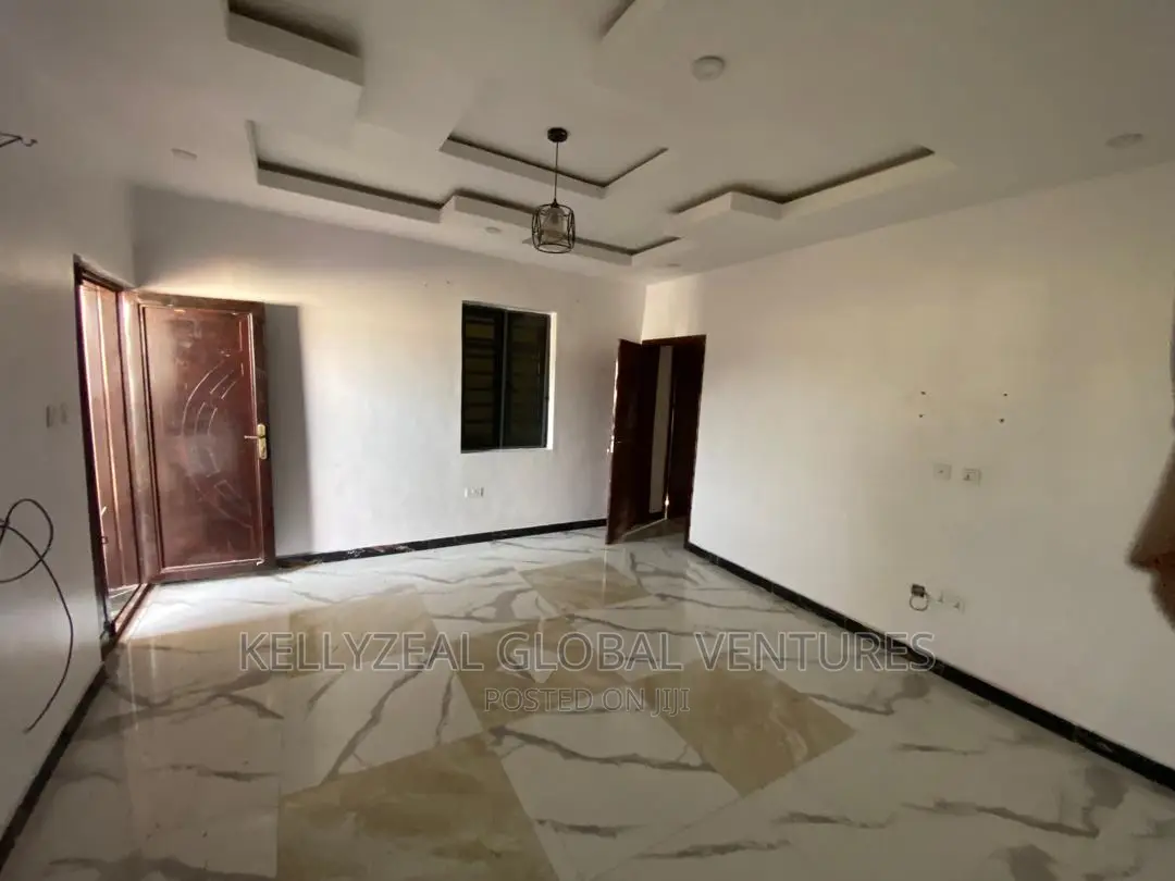 Mini Flat in Greenfield Estate, Ago Palace for rent in Ago Palace