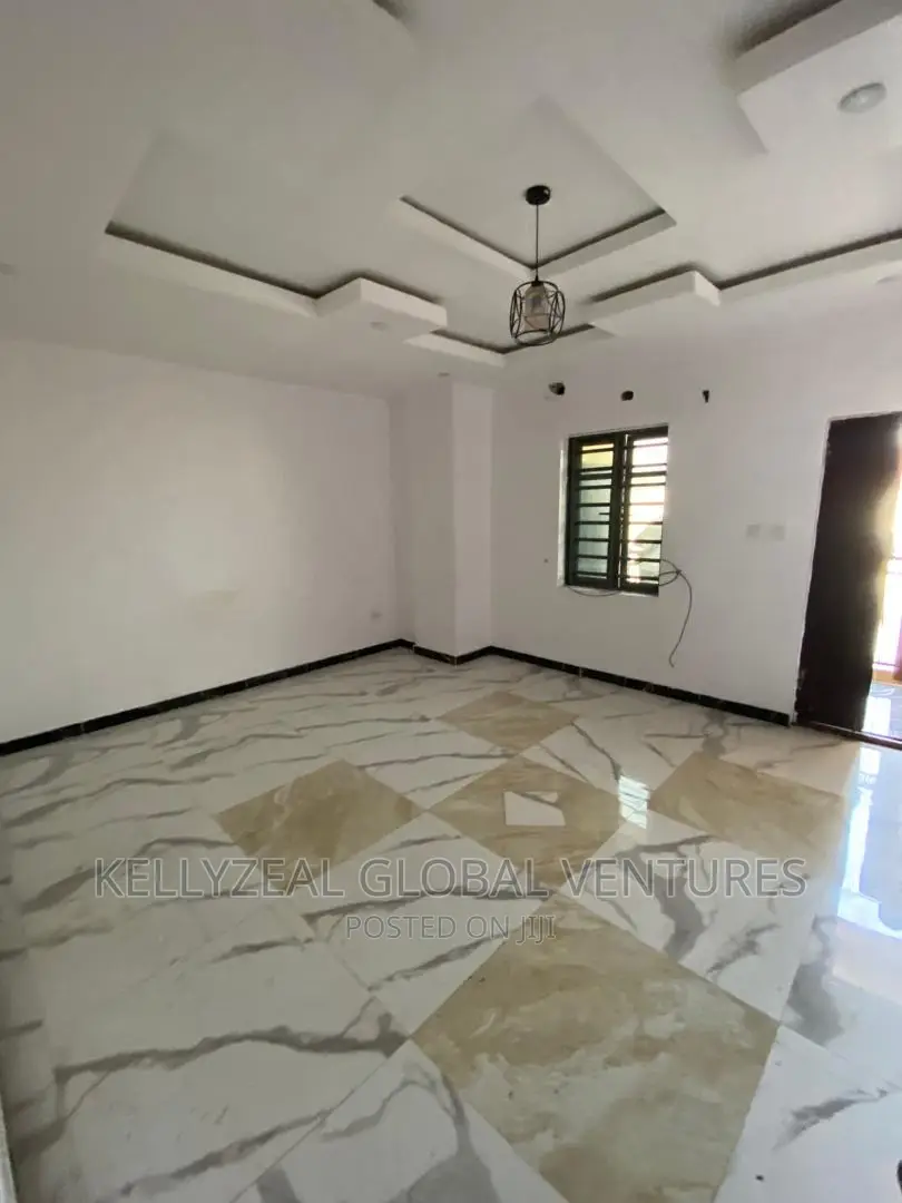 Mini Flat in Greenfield Estate, Ago Palace for rent in Ago Palace