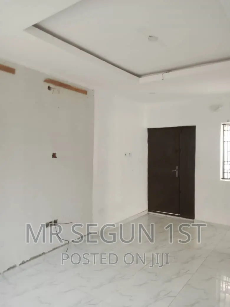 1bdrm Bungalow in Oke Ibukun  Estate, Akala Express for rent in Akala Express