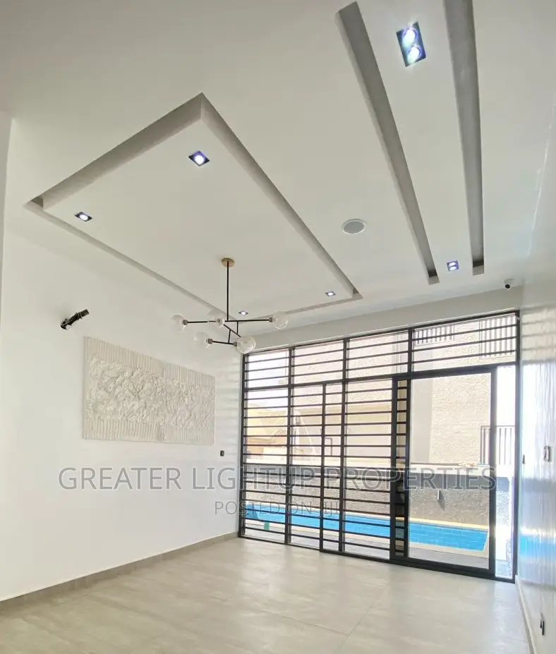 Furnished 4bdrm Duplex in Chevron Lekki for sale in Lekki