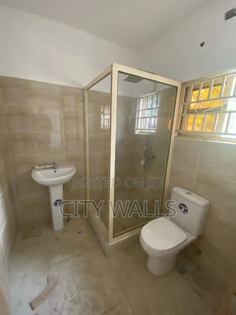 3bdrm Block of Flats in Lekki Phase 1 for rent in Lekki Phase 1