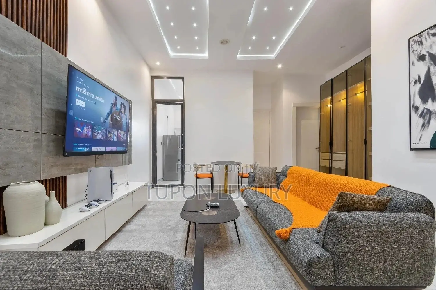 Luxury 2bdroom Apartment With Ps5 in Ikate