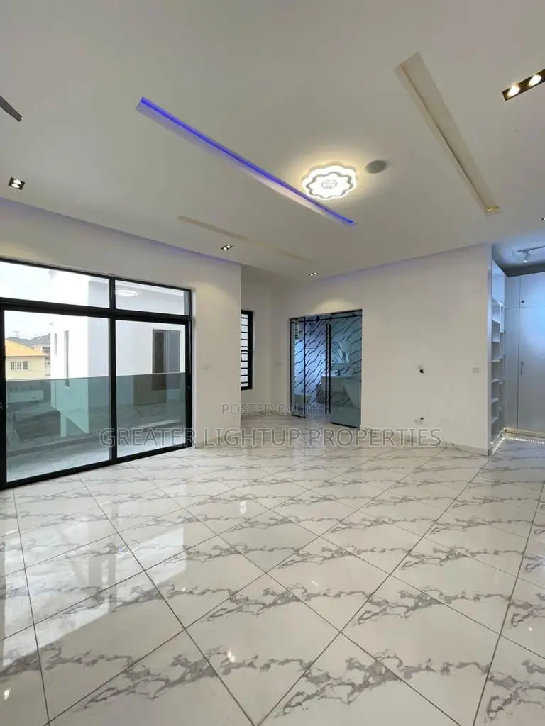 Furnished 4bdrm Duplex in Ikota Estate, Lekki for sale in Lekki