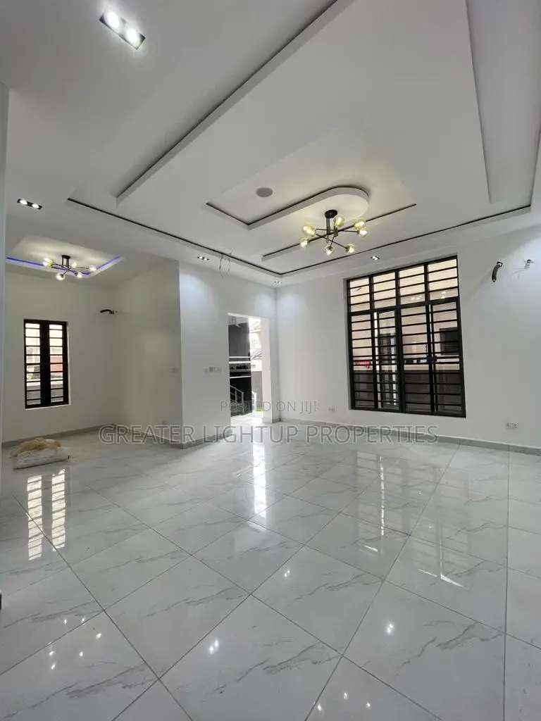 Furnished 4bdrm Duplex in Ikota Estate, Lekki for sale in Lekki