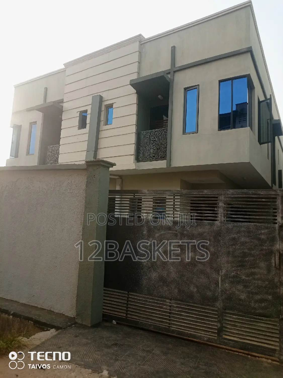 Furnished 4bdrm Duplex in Omole Phase 2 for sale in Omole Phase 2