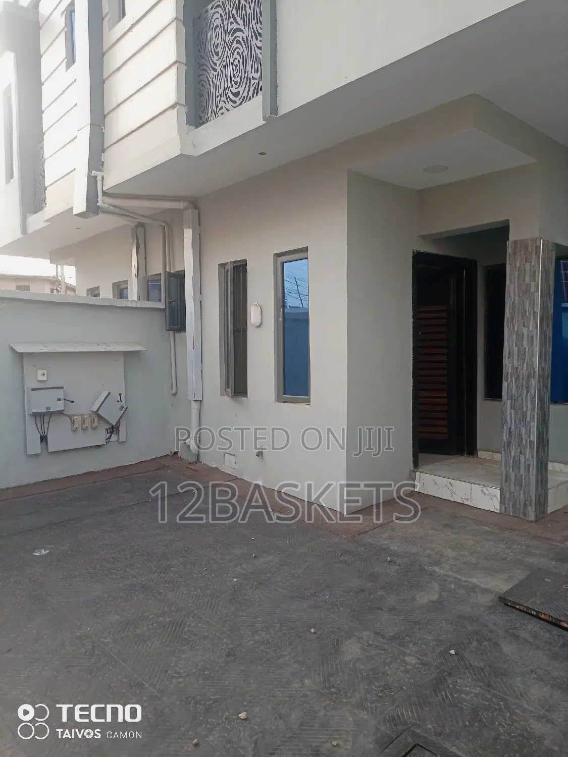 Furnished 4bdrm Duplex in Omole Phase 2 for sale in Omole Phase 2