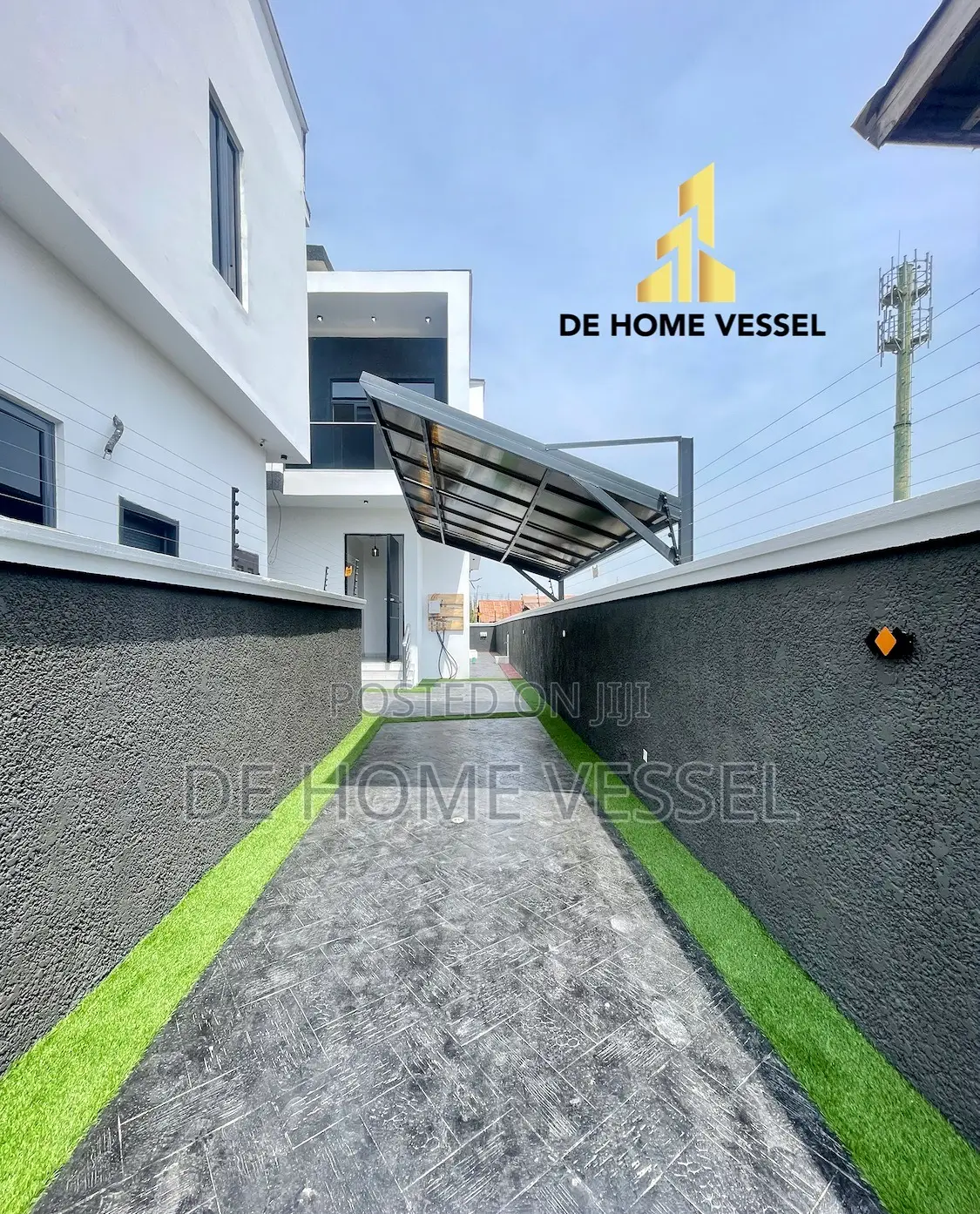 4bdrm Duplex in Ikota for sale in Ikota