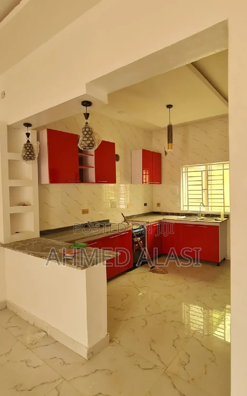 Furnished 2bdrm Bungalow in Resort And Estate, Pakuro for sale in Pakuro