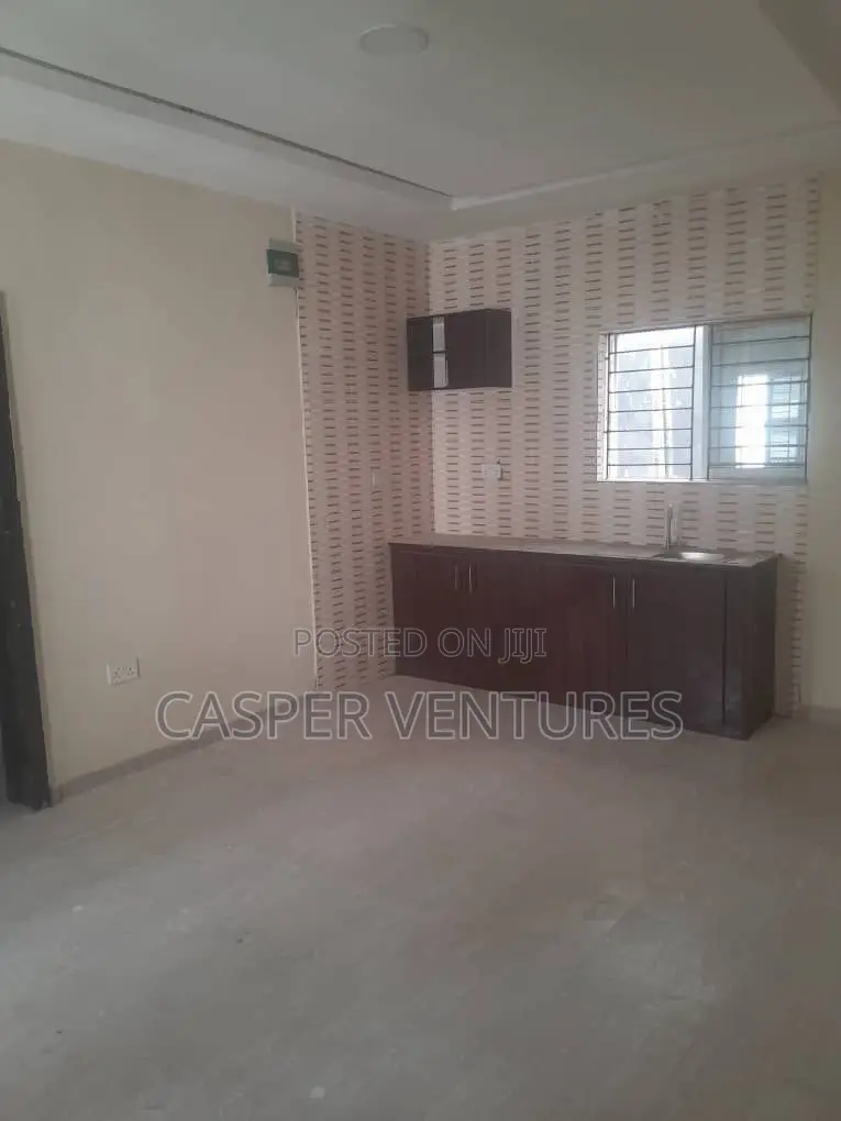 Mini Flat in Osapa for rent in Osapa london