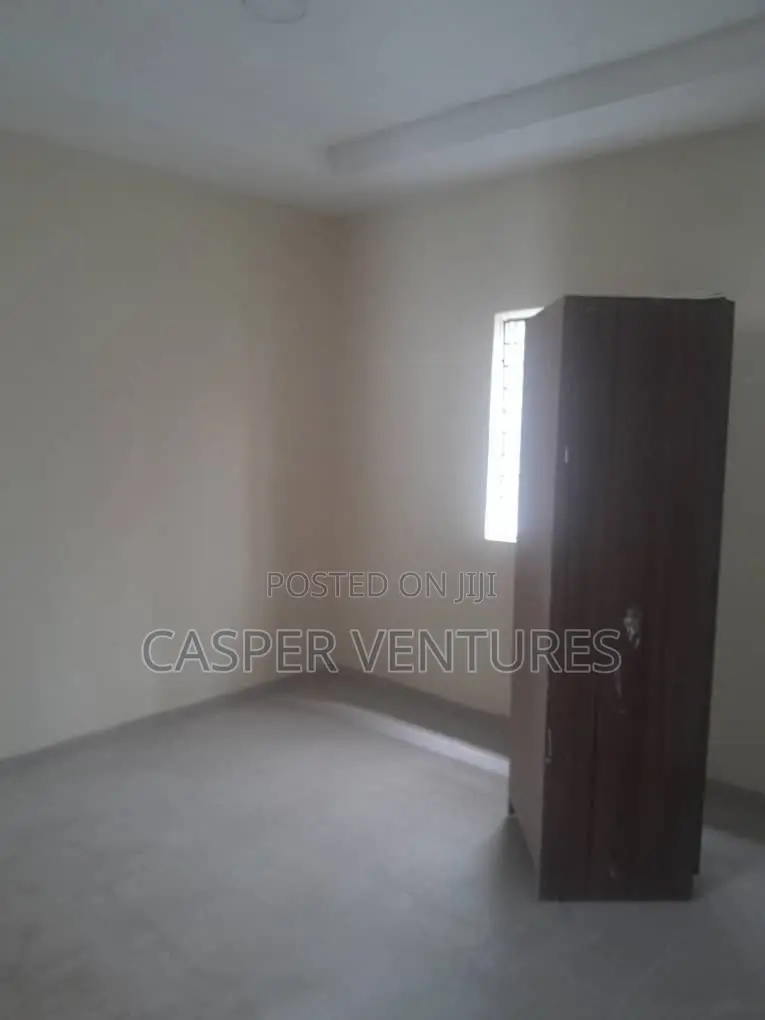 Mini Flat in Osapa for rent in Osapa london