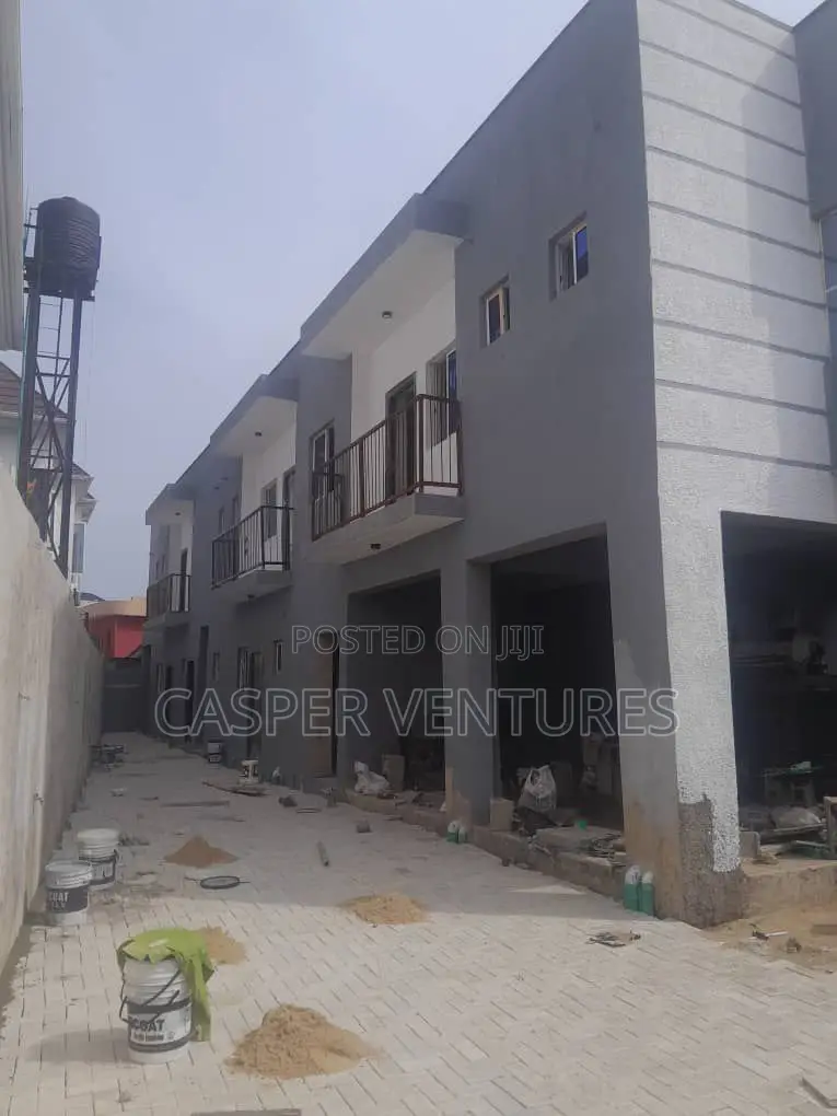Mini Flat in Osapa for rent in Osapa london