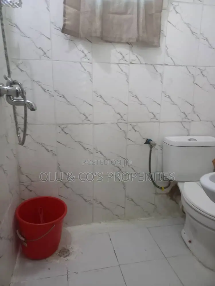 3bdrm Block of Flats in Garki for sale in Garki 2