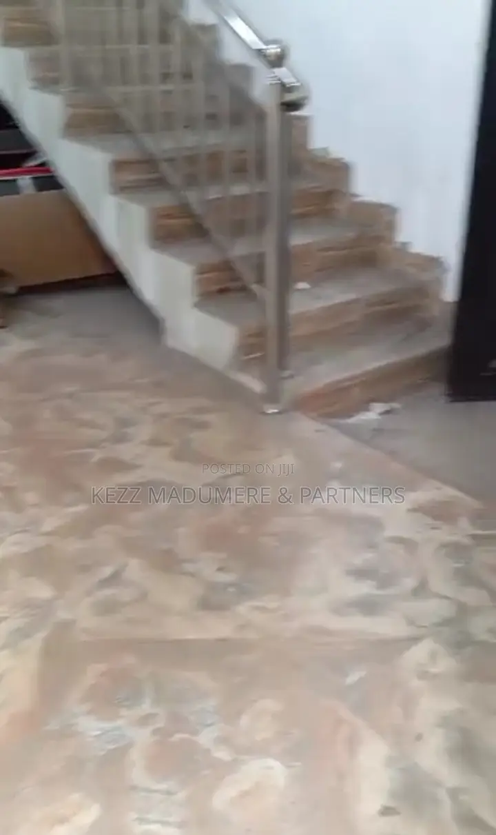 5bdrm Duplex in New Owerri , Imo for sale in Owerri