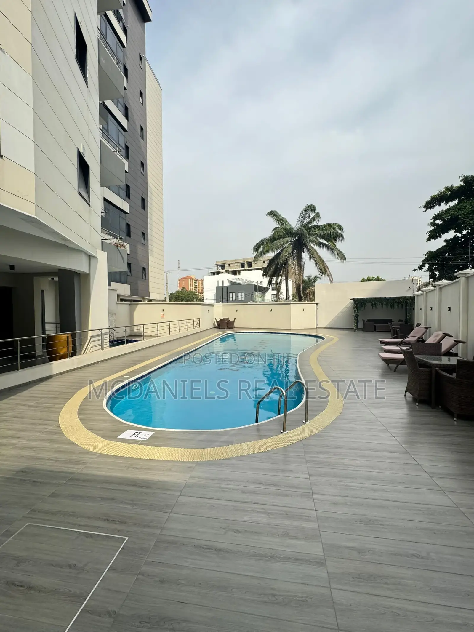 3bdrm Penthouse in Banana Island for sale in Banana Island