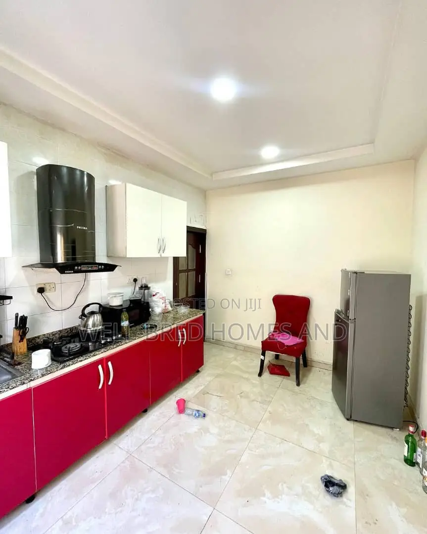 2bdrm Apartment in Lekki Phase 1 for rent in Lekki Phase 1