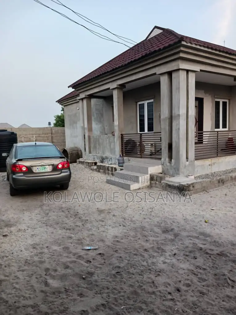 4bdrm Bungalow in Ajah for sale in Ajah