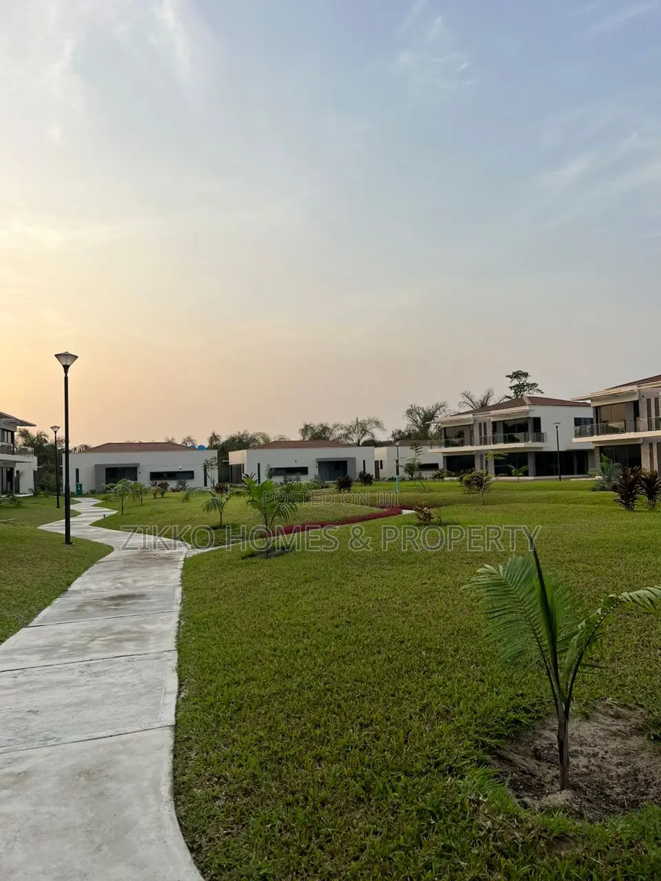 2bedroom Duplex for Short-Let at Golf in Lakowe