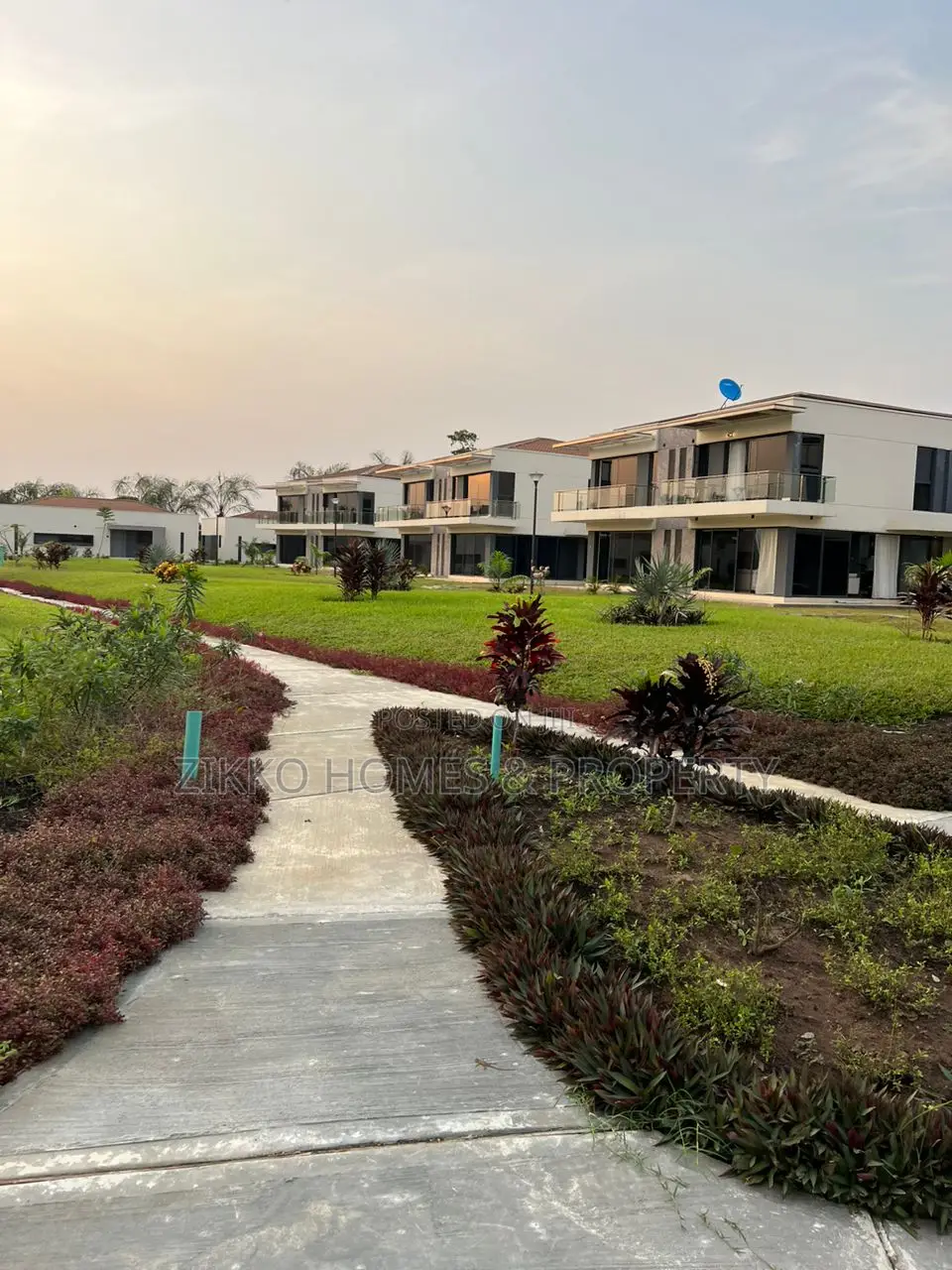 2bedroom Duplex for Short-Let at Golf in Lakowe