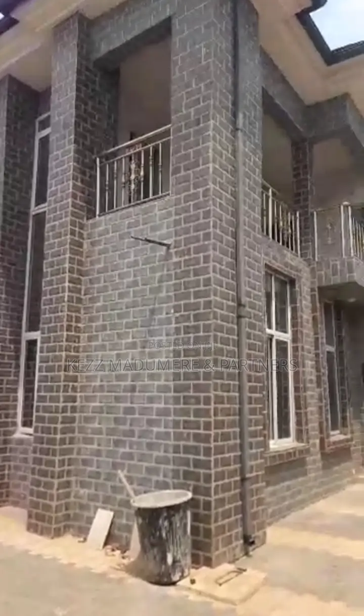 6bdrm Duplex in Federal Housing for sale in Owerri