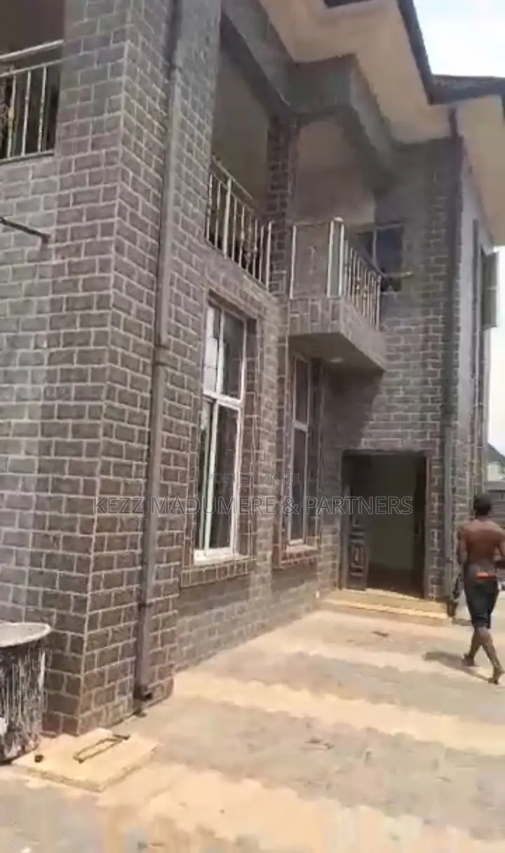 6bdrm Duplex in Federal Housing for sale in Owerri