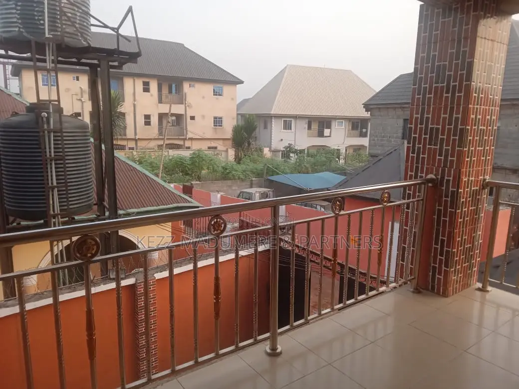 10bdrm Duplex in New Owerri , Imo for sale in Owerri