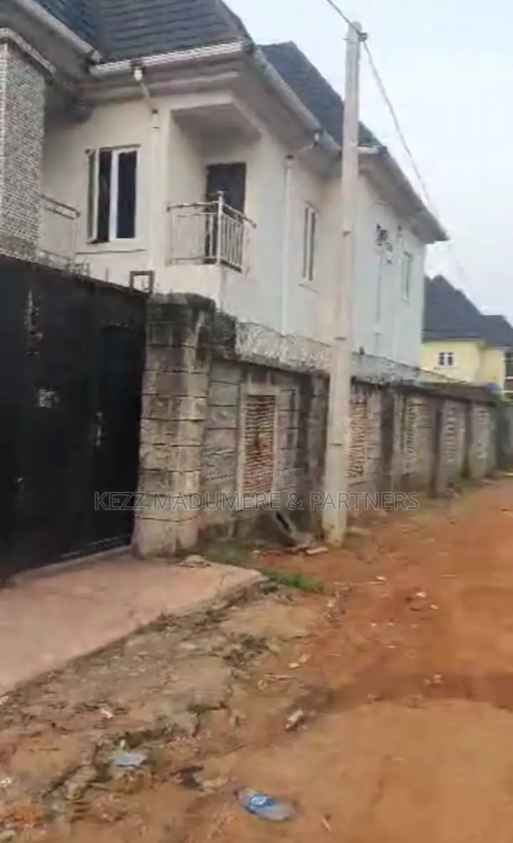 5bdrm Duplex in New Owerri , Imo for sale in Owerri