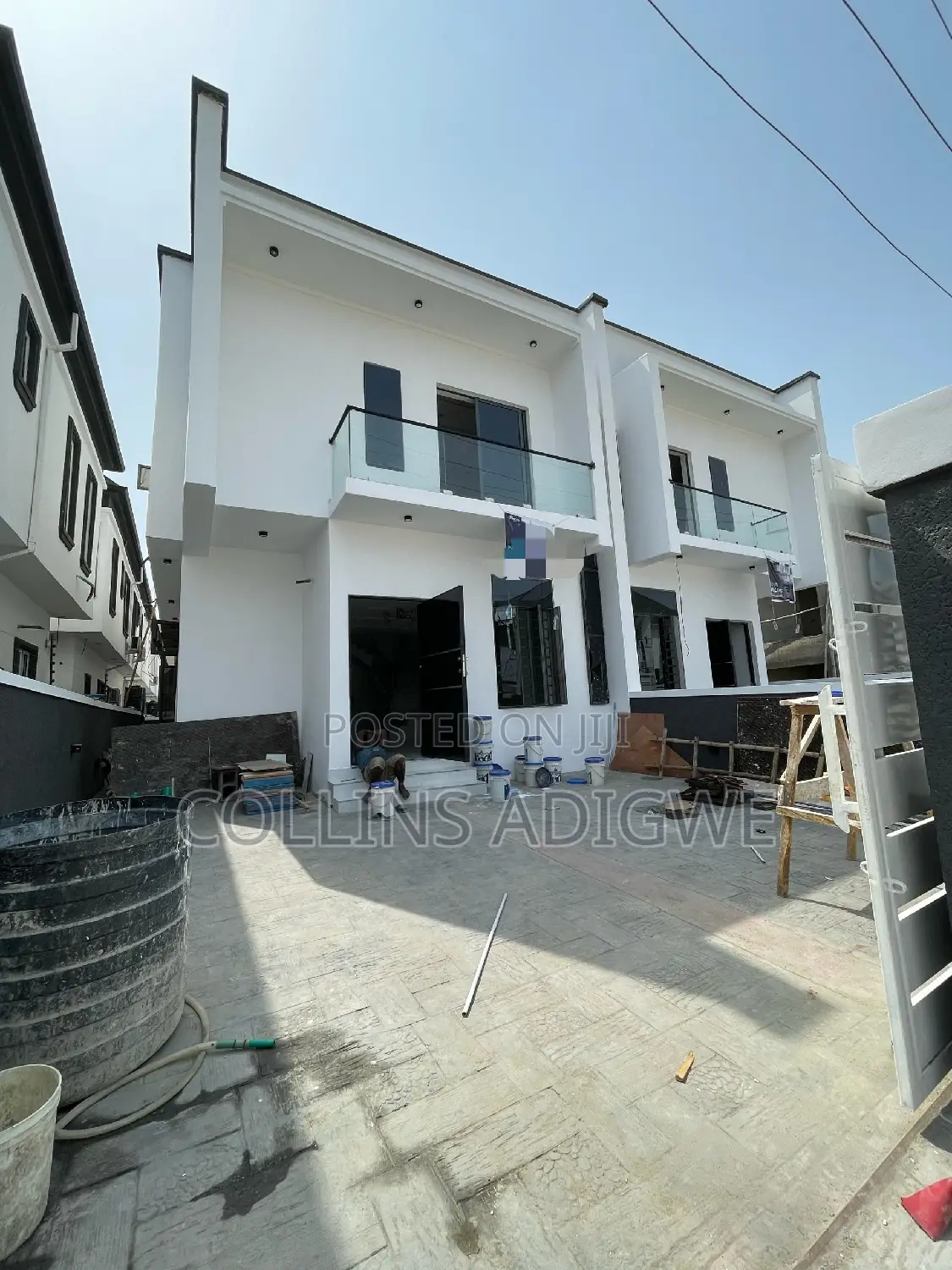 4bdrm Duplex in Chevron for sale in Chevron