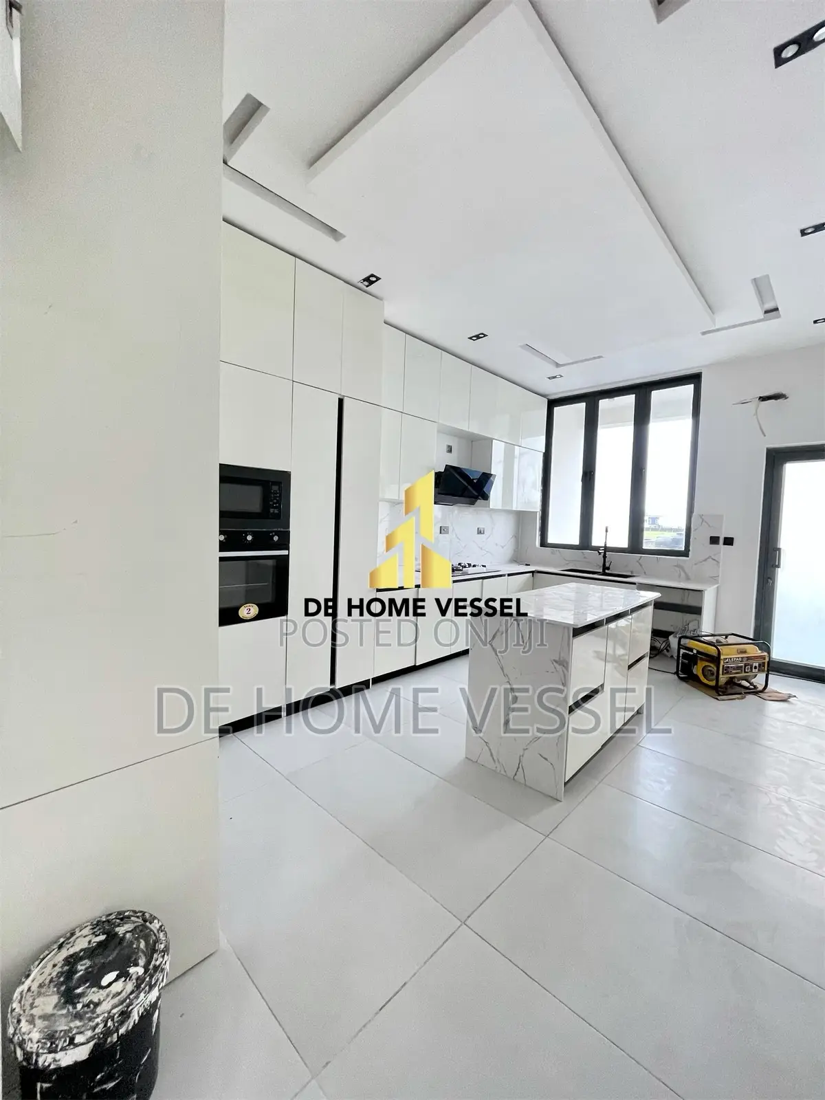 5bdrm Duplex in Ikate for sale in Ikate
