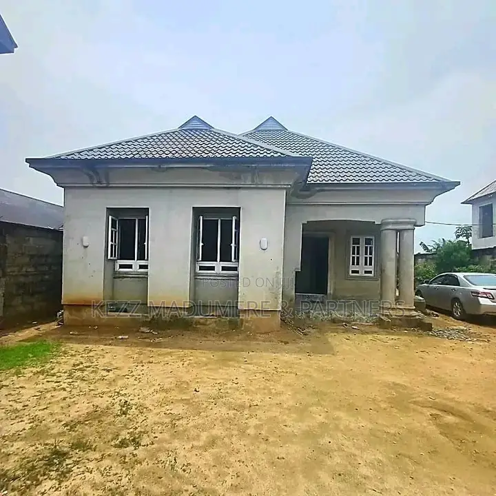4bdrm Bungalow in Rumuekini , Port for sale in Port-Harcourt