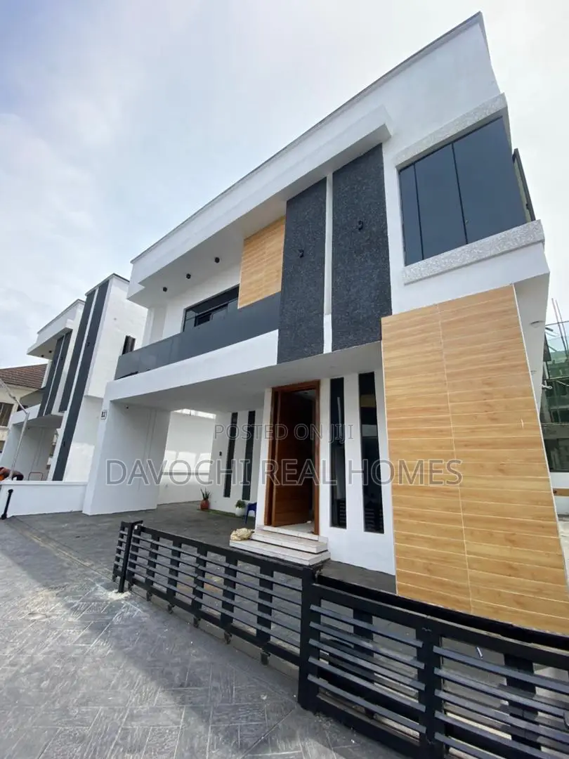 4bdrm Duplex in Chevron, Lekki for sale in Lekki