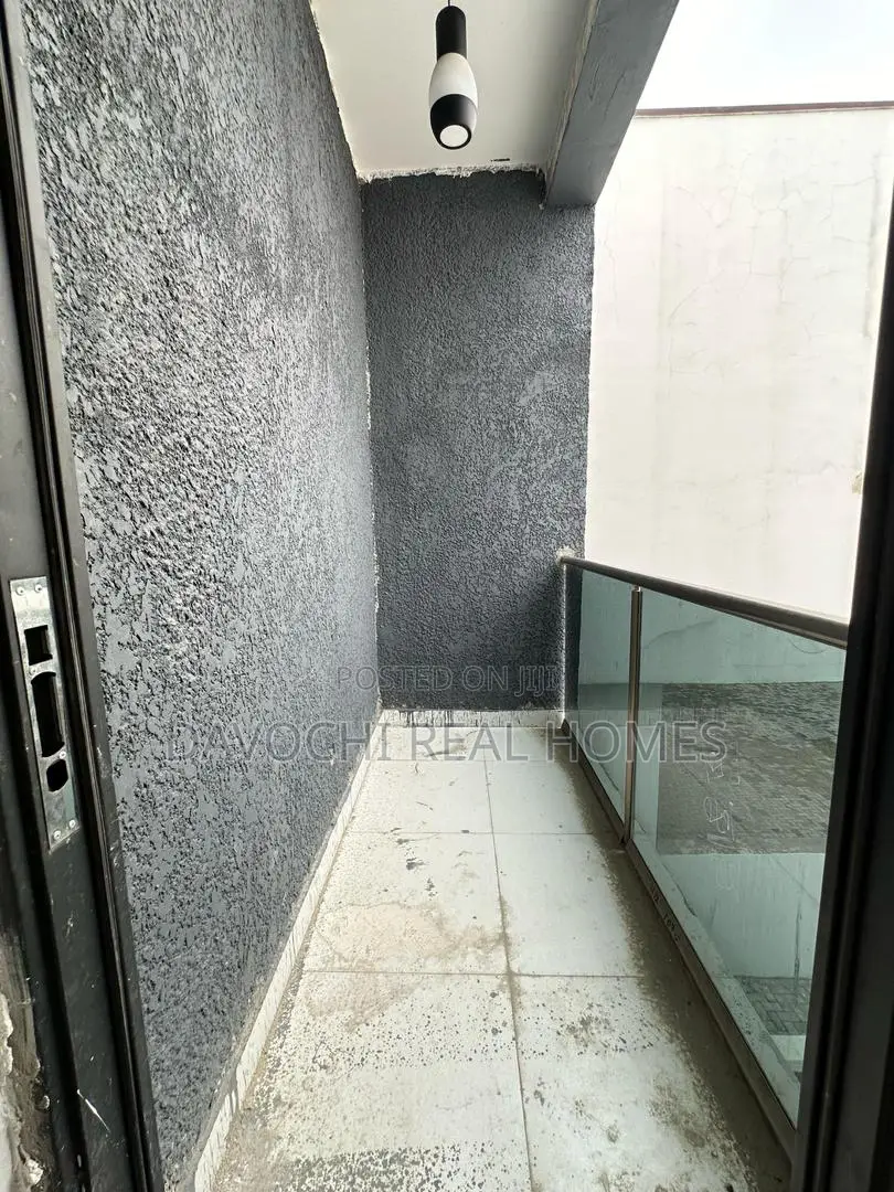 4bdrm House in Orchid Road Estate, Lekki for sale in Lekki
