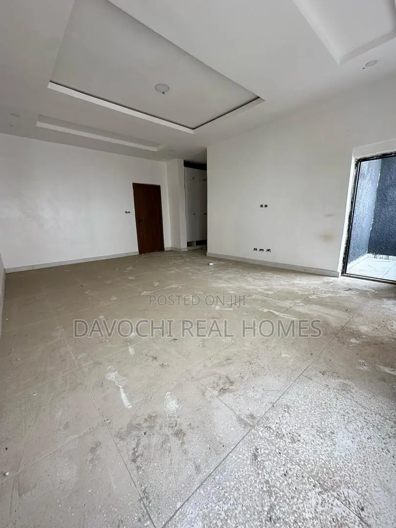 4bdrm House in Orchid Road Estate, Lekki for sale in Lekki