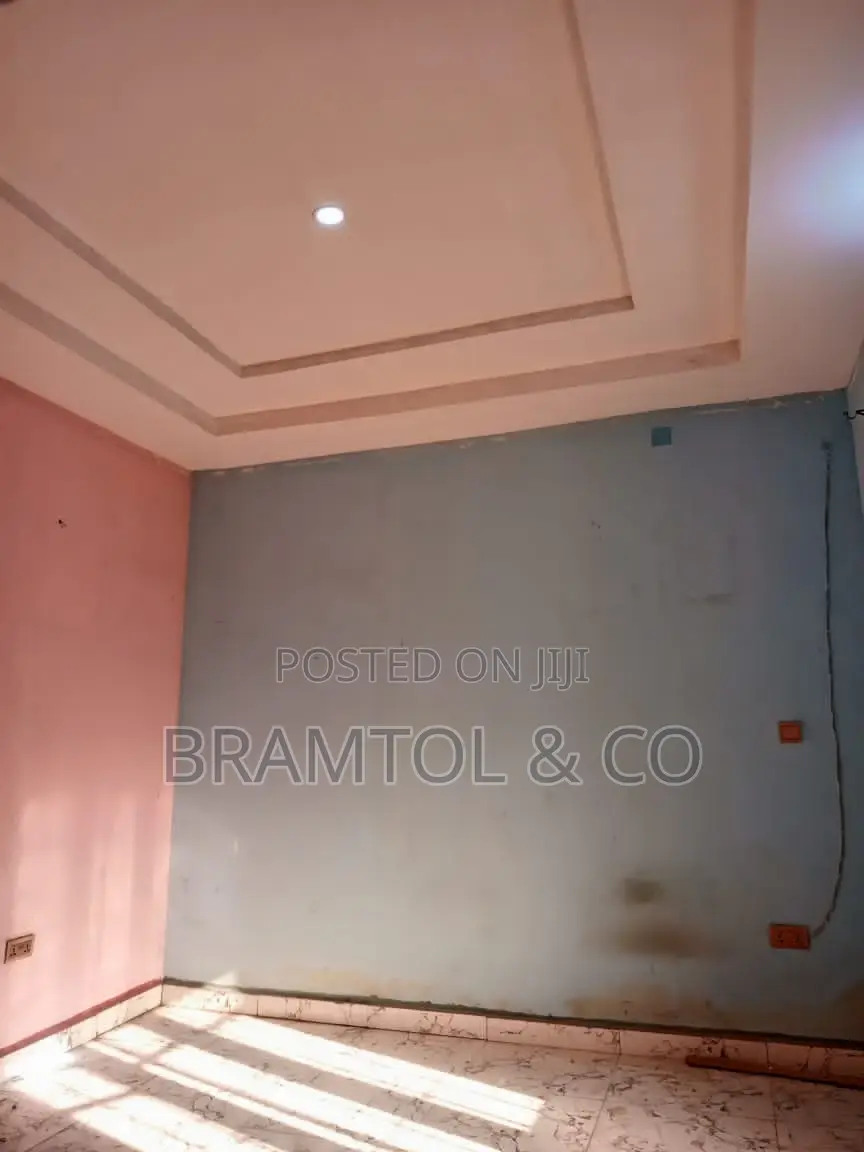 1bdrm Block of Flats in Lugbe District for rent in Lugbe District