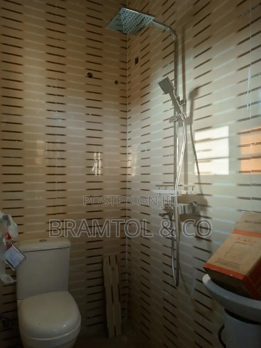 1bdrm Block of Flats in Lugbe District for rent in Lugbe District