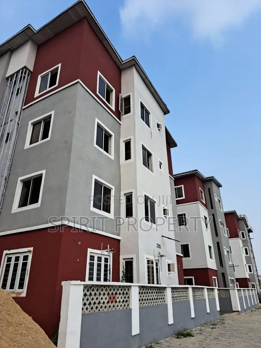 4bdrm Block of Flats in Sterling Height, Ogudu-Orioke for rent in Ogudu-Orioke