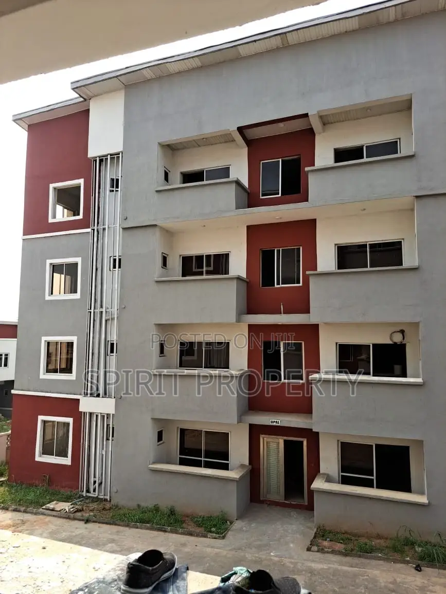 4bdrm Block of Flats in Sterling Height, Ogudu-Orioke for rent in Ogudu-Orioke