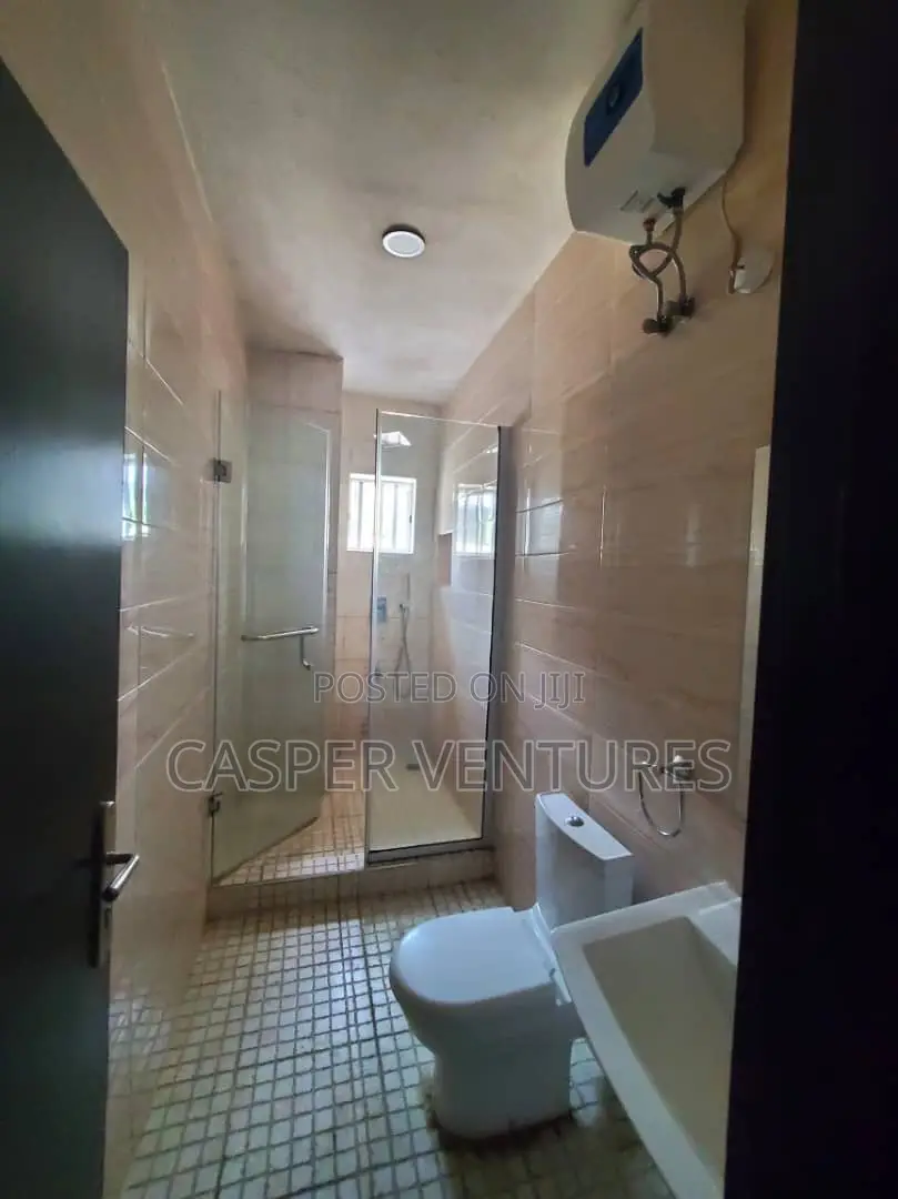 1bdrm Room & Parlour in Eletu, Osapa london for rent in Osapa london