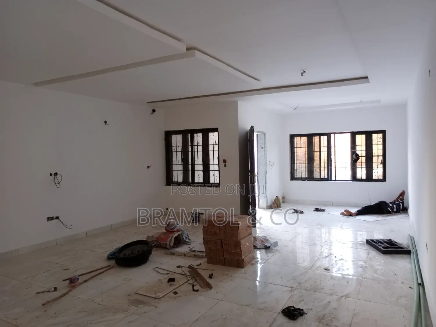 4bdrm Townhouse/Terrace in Guzape District for Sale in Guzape District