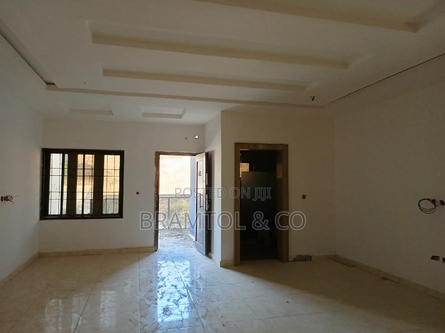 4bdrm Townhouse/Terrace in Guzape District for Sale in Guzape District