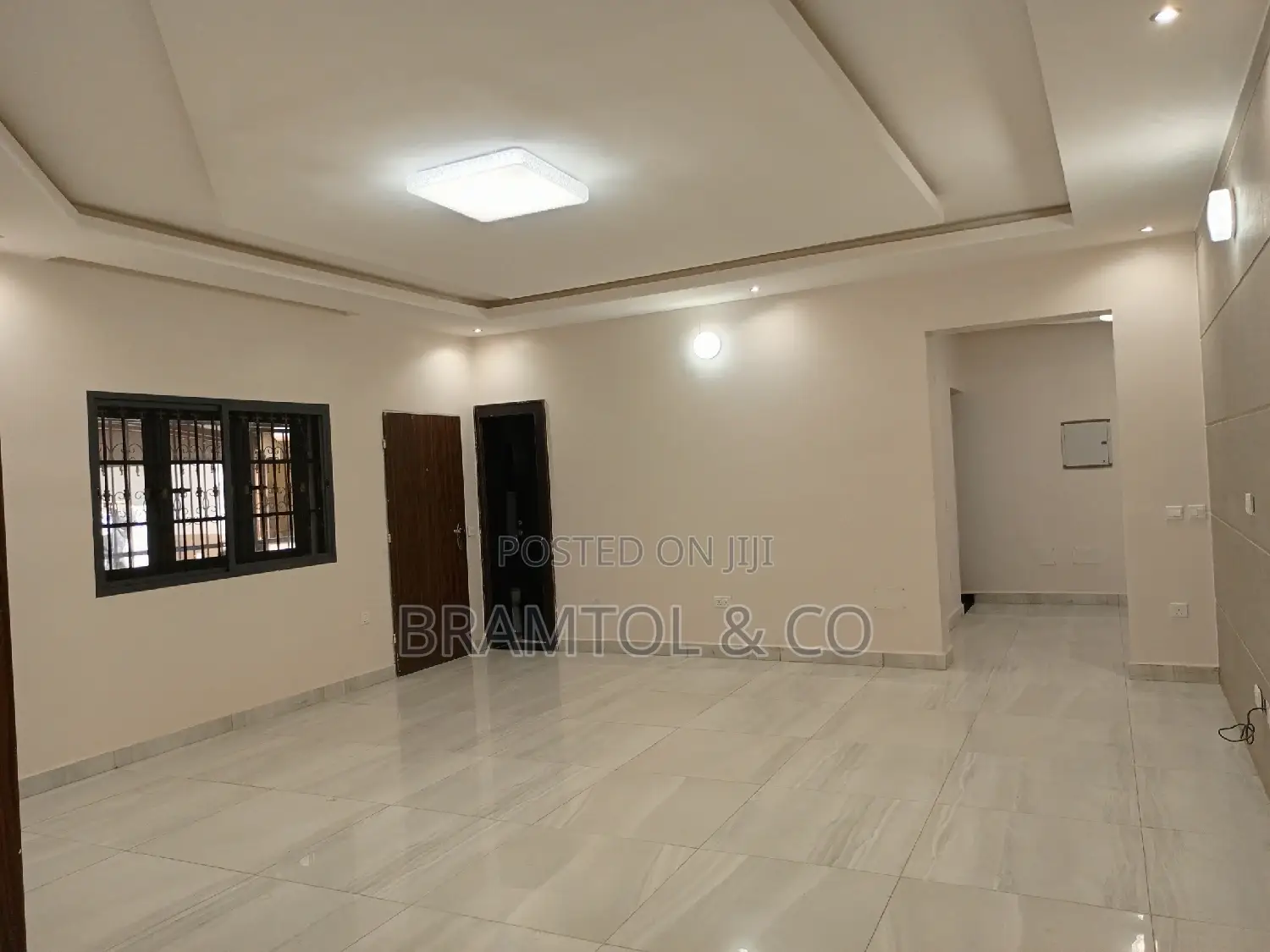6 Units of 3bedroom Flats and 6 Units of Selfcons (Bqs) in Guzape District